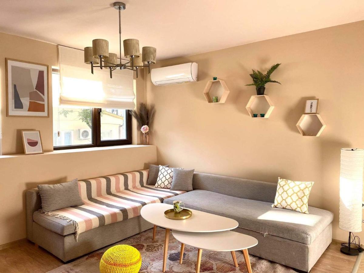 Boho Chic Apartment Nearby The Beach Варна Екстер'єр фото